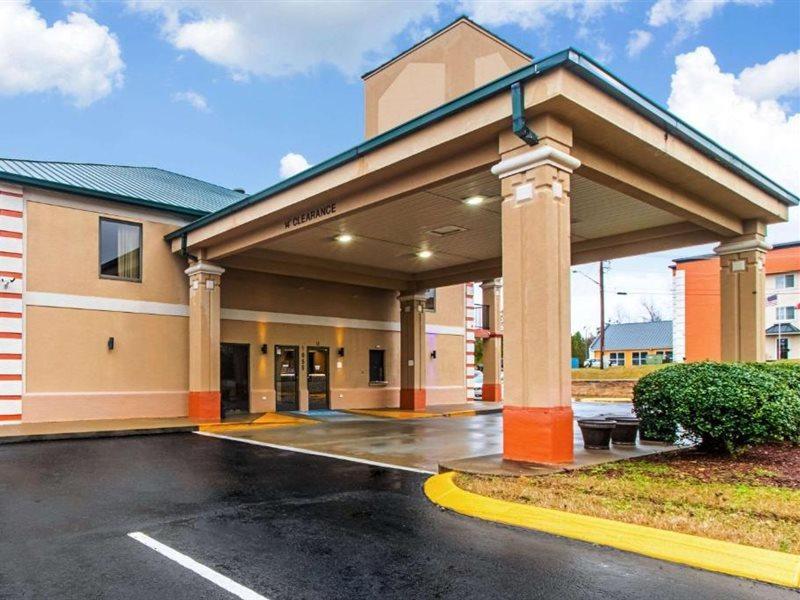 Quality Inn & Suites Dickson Exterior photo